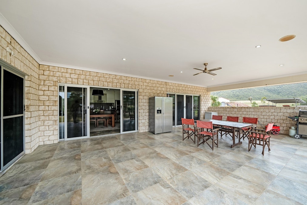 537 Hallorans Road, Mount Tom, QLD, 4677 - Image 2