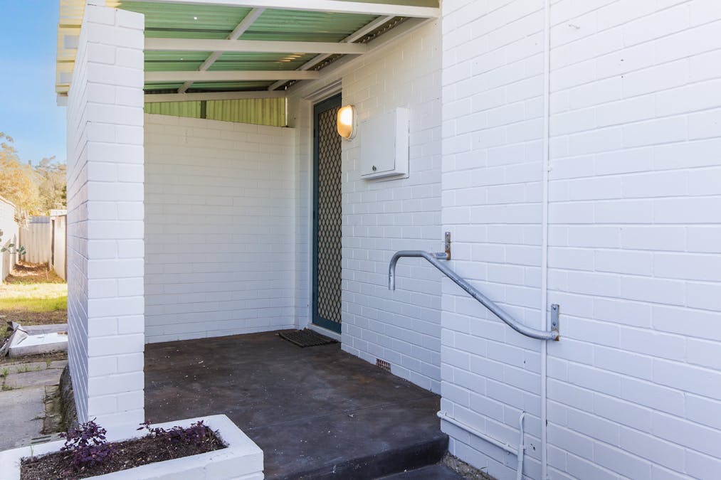 13 Leo Place, Rockingham, WA, 6168 - Image 3