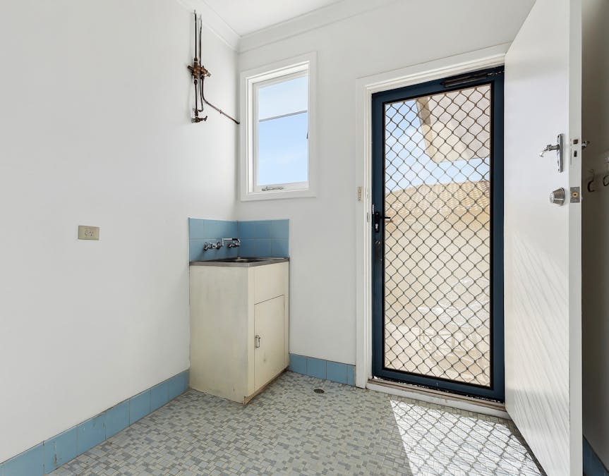 13 Leo Place, Rockingham, WA, 6168 - Image 23