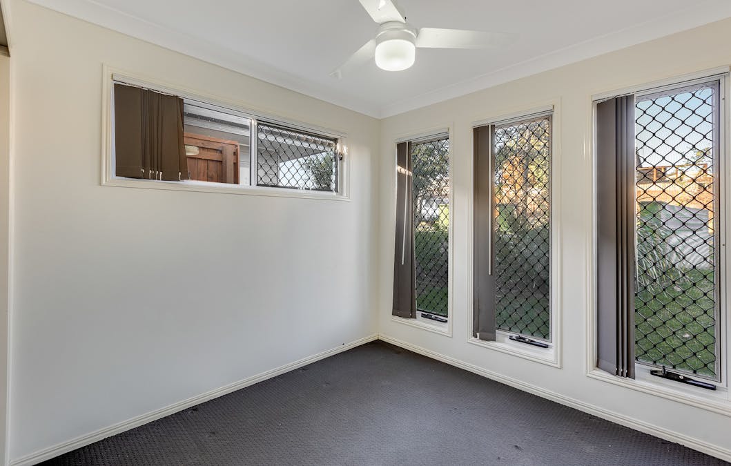 25 Carlin Street, Glenvale, QLD, 4350 - Image 6