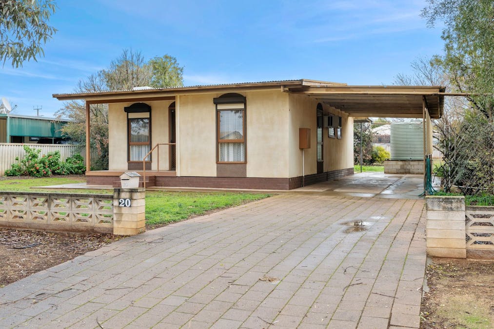 20 Eringa Avenue, Loxton, SA, 5333 - Image 2