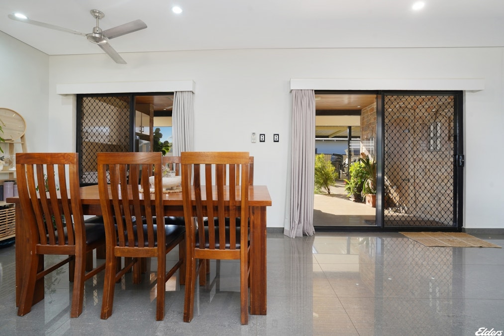 70 Flynn Circuit, Bellamack, NT, 0832 - Image 14