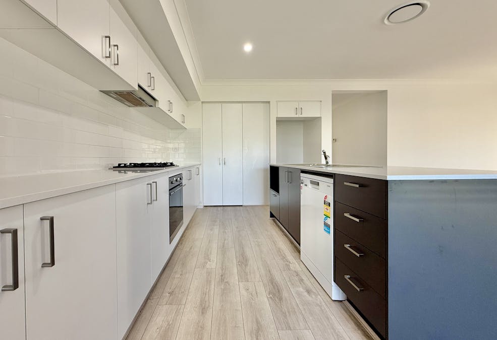 97b Hill Street, Parkes, NSW, 2870 - Image 3