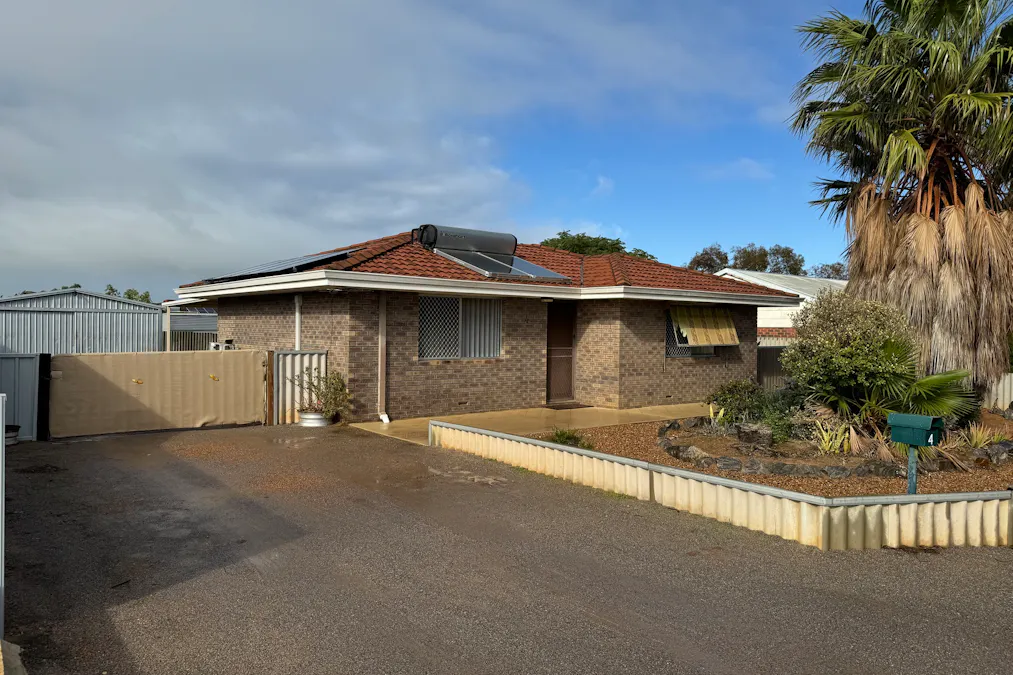 4 Pinyali Way, Waggrakine, WA, 6530 - Image 1