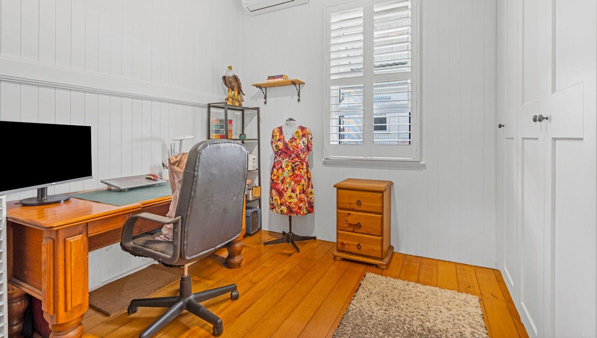 88 Glebe Road, Newtown, QLD, 4305 - Image 5