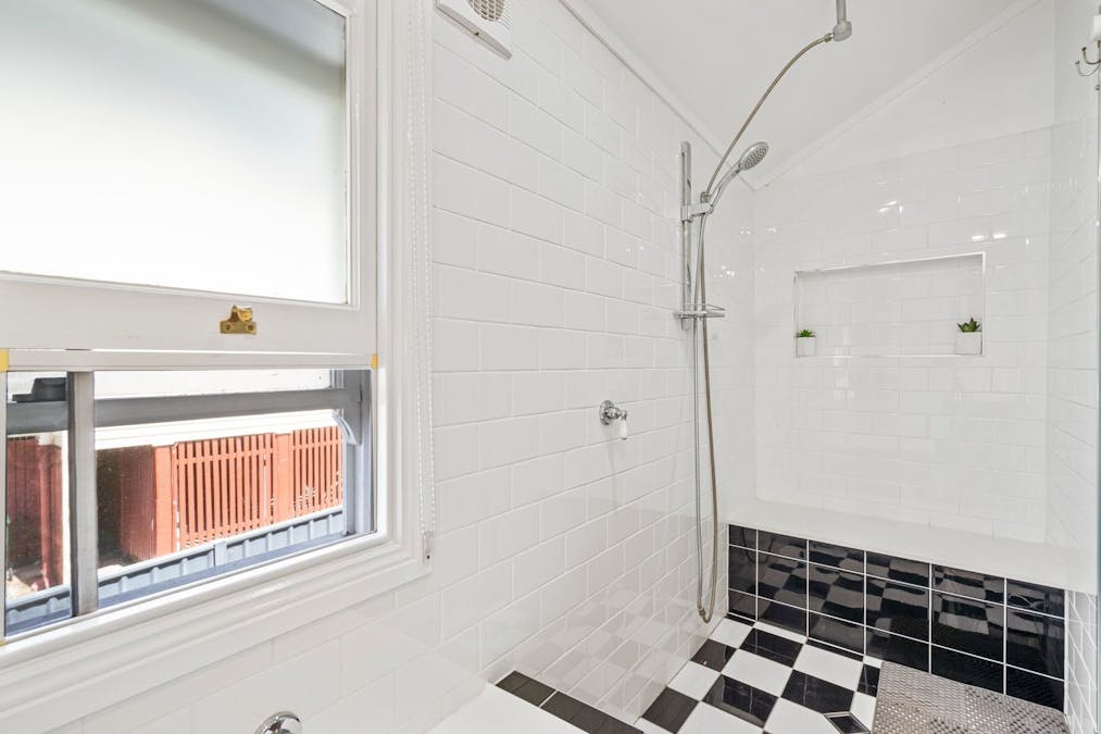88 Glebe Road, Newtown, QLD, 4305 - Image 18