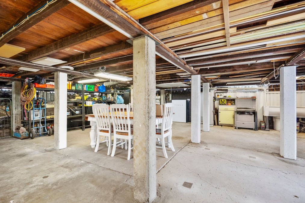 88 Glebe Road, Newtown, QLD, 4305 - Image 23