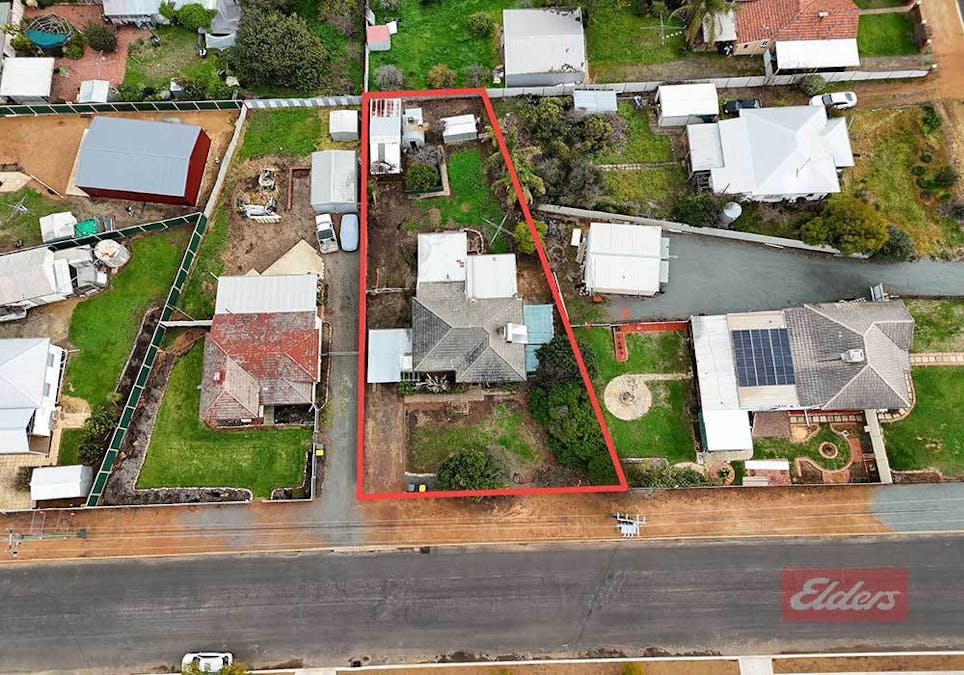 12 Burns Street, Narrogin, WA, 6312 - Image 2