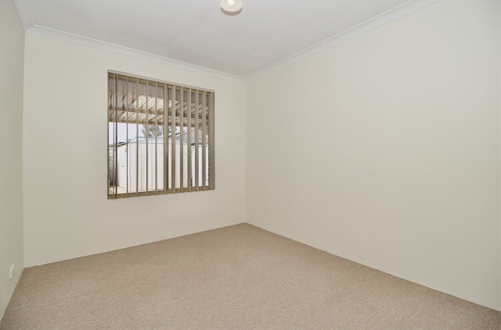 14 Dunlowe Loop, Warnbro, WA, 6169 - Image 10