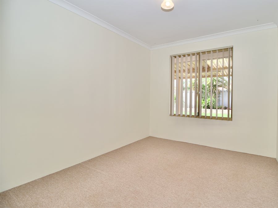 14 Dunlowe Loop, Warnbro, WA, 6169 - Image 9