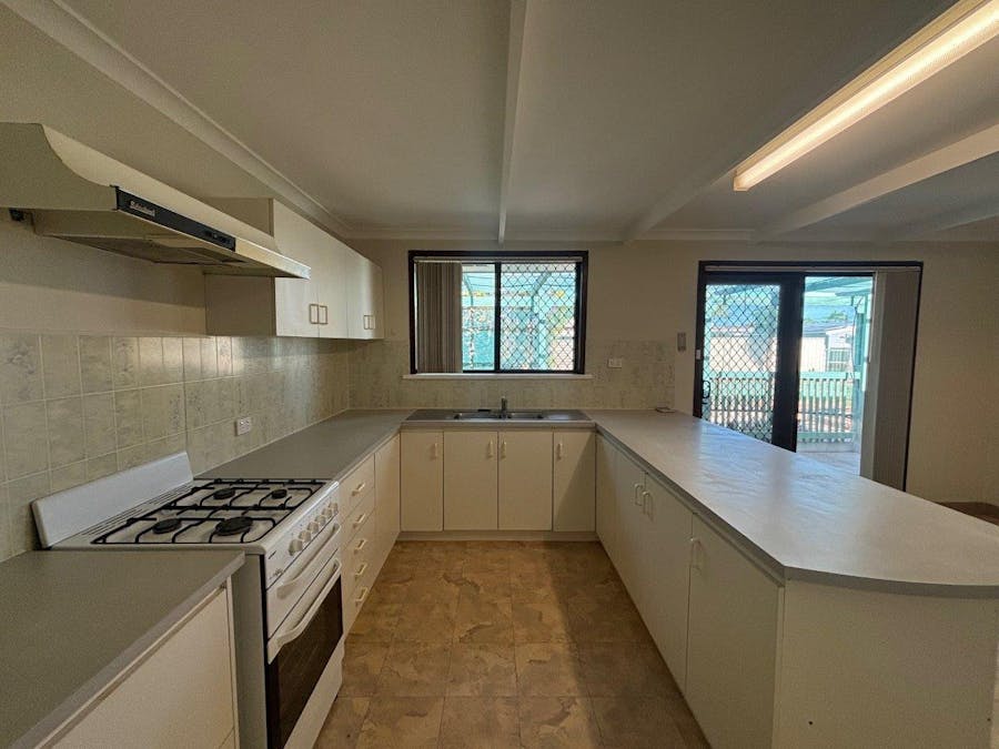 24 Shallcross Street, East Carnarvon, WA, 6701 - Image 6