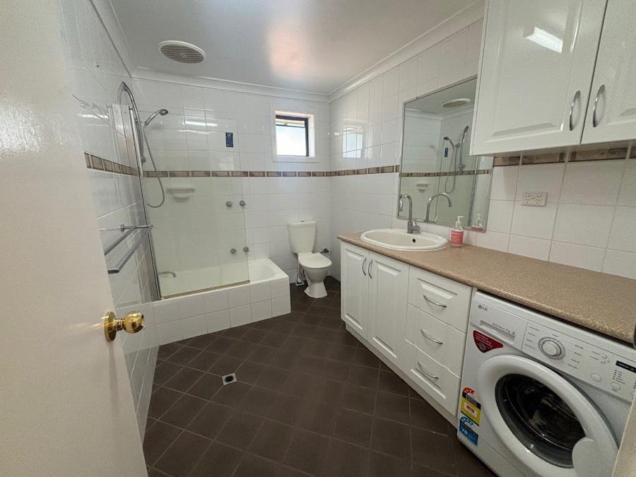 24 Shallcross Street, East Carnarvon, WA, 6701 - Image 1