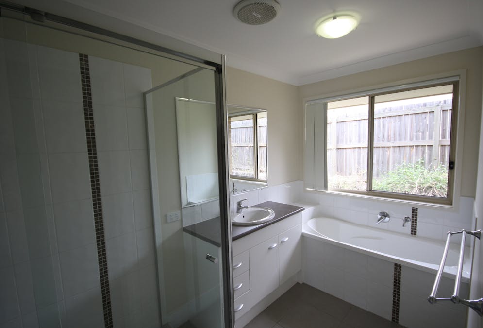 5 Kakadu Way, New Auckland, QLD, 4680 - Image 5