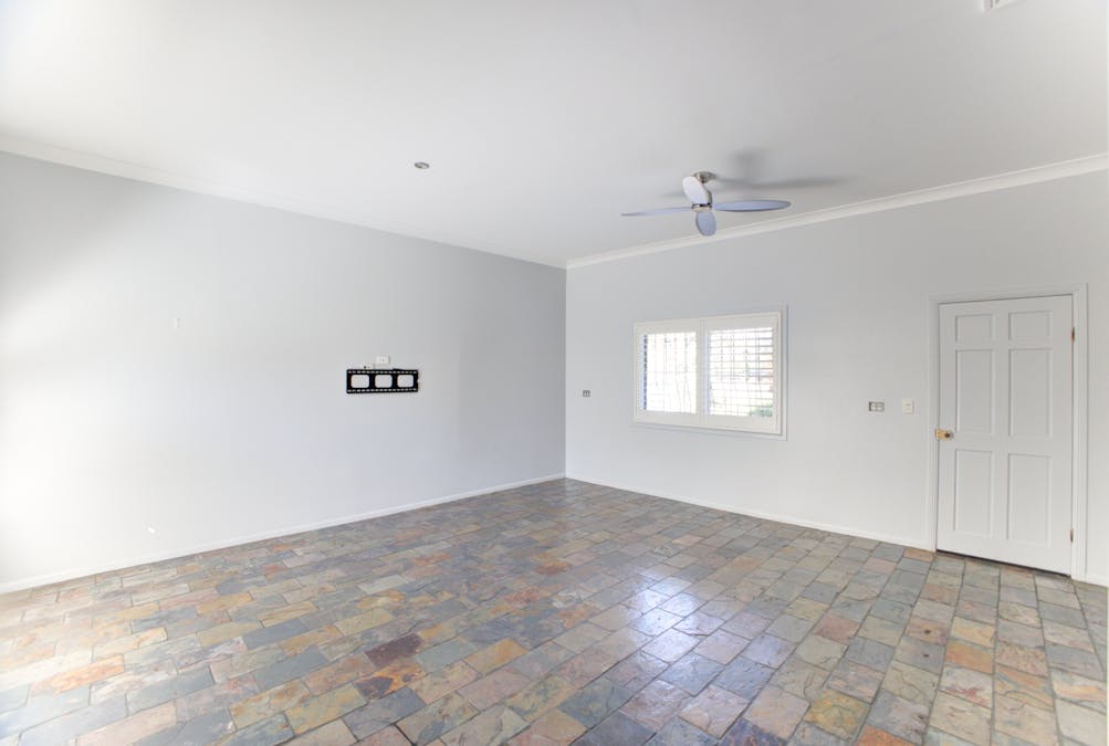 9 Elaine Street, Karalee, QLD, 4306 - Image 10