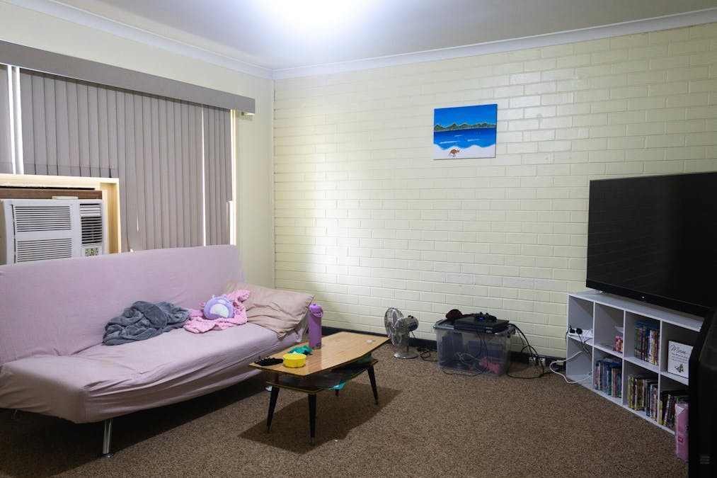 16 Snell Street, Merredin, WA, 6415 - Image 8