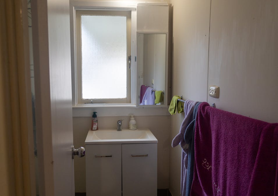 16 Snell Street, Merredin, WA, 6415 - Image 12