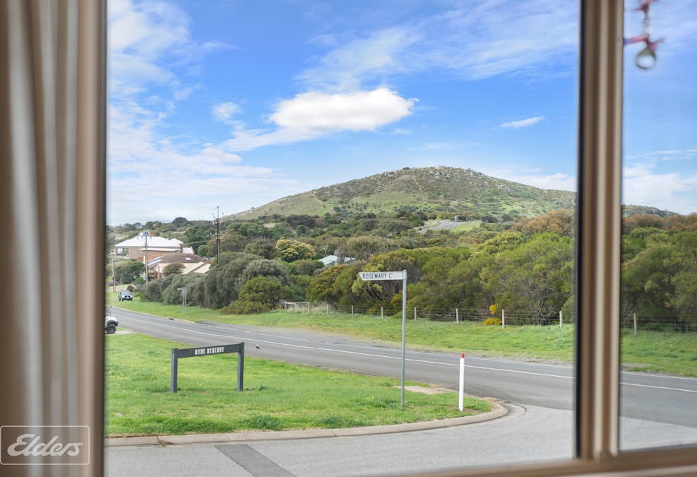 1 Rosemary Court, Encounter Bay, SA, 5211 - Image 5