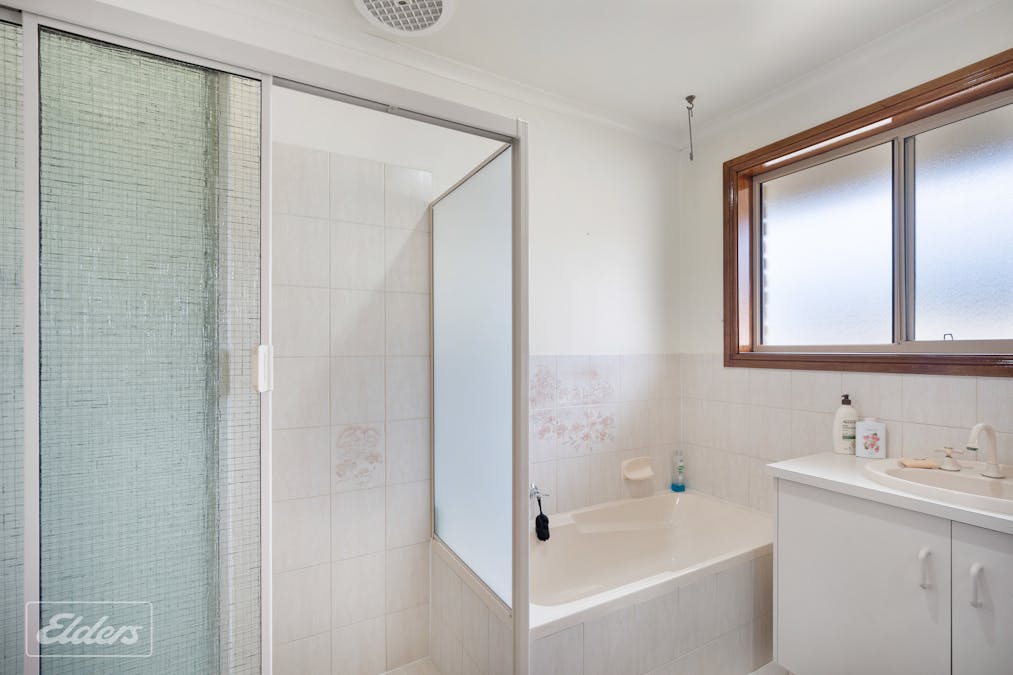 1 Rosemary Court, Encounter Bay, SA, 5211 - Image 13