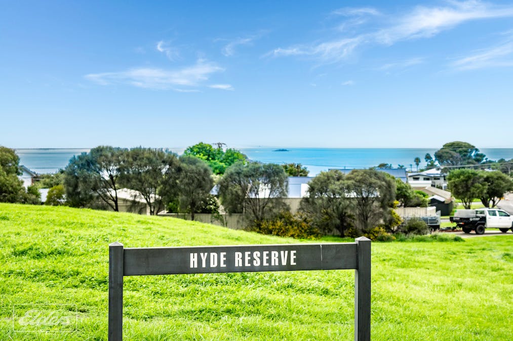 1 Rosemary Court, Encounter Bay, SA, 5211 - Image 3