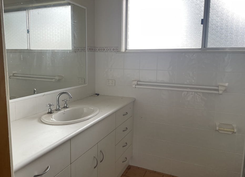 48 Russell Street, Parkes, NSW, 2870 - Image 12