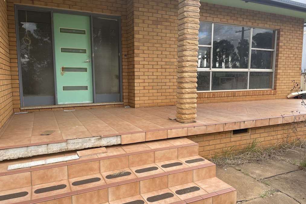 48 Russell Street, Parkes, NSW, 2870 - Image 18