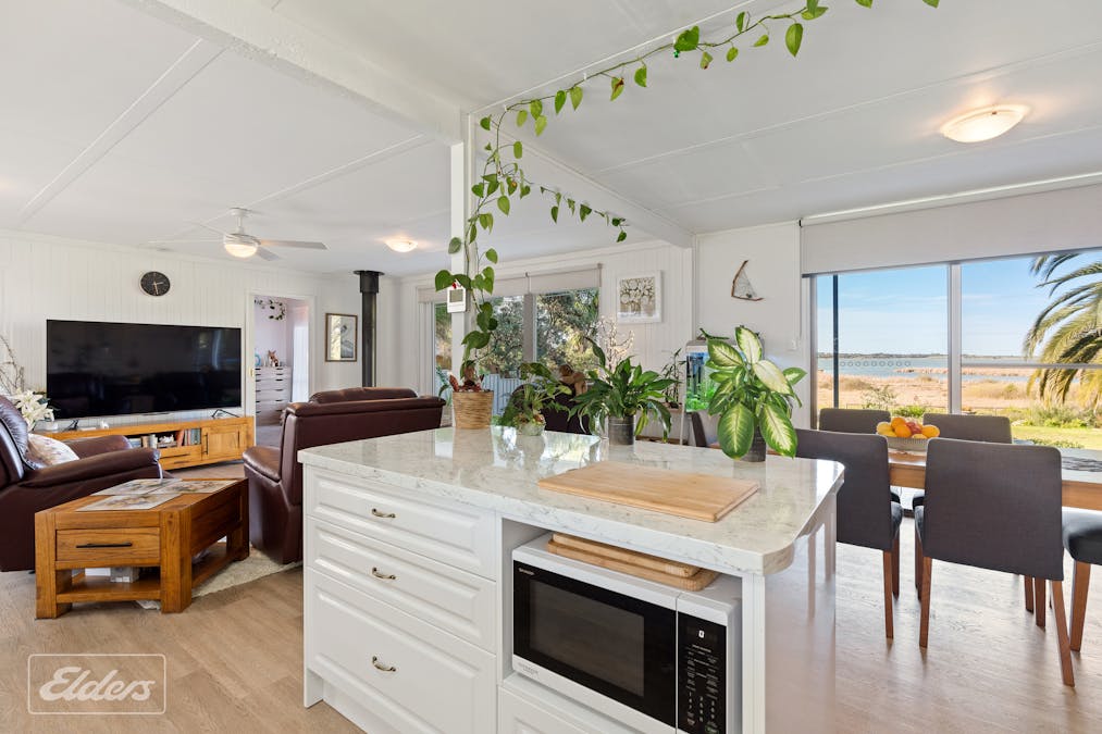113 Island View Drive, Clayton Bay, SA, 5256 - Image 15