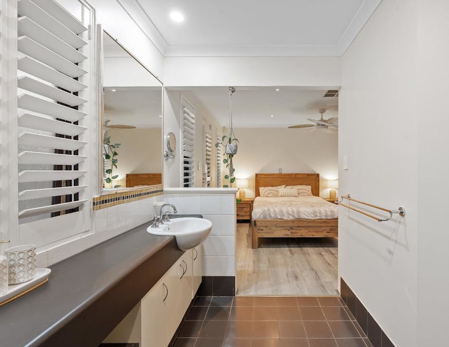 35 King Jarrah Circle, Jarrahdale, WA, 6124 - Image 15