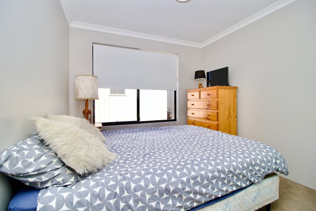 99 Surf Drive, Secret Harbour, WA, 6173 - Image 15