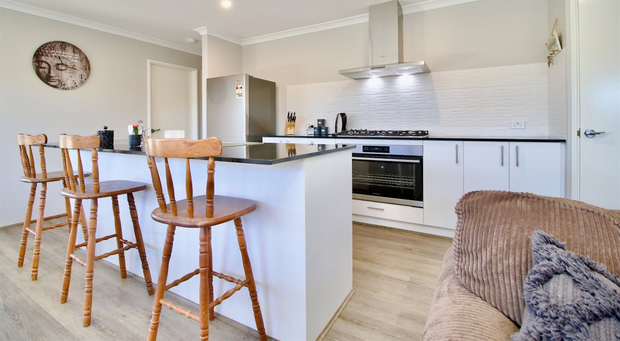 99 Surf Drive, Secret Harbour, WA, 6173 - Image 14