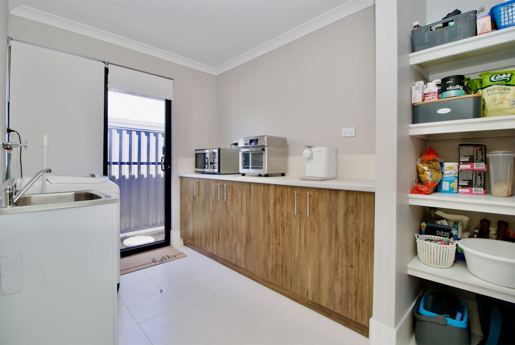 99 Surf Drive, Secret Harbour, WA, 6173 - Image 19
