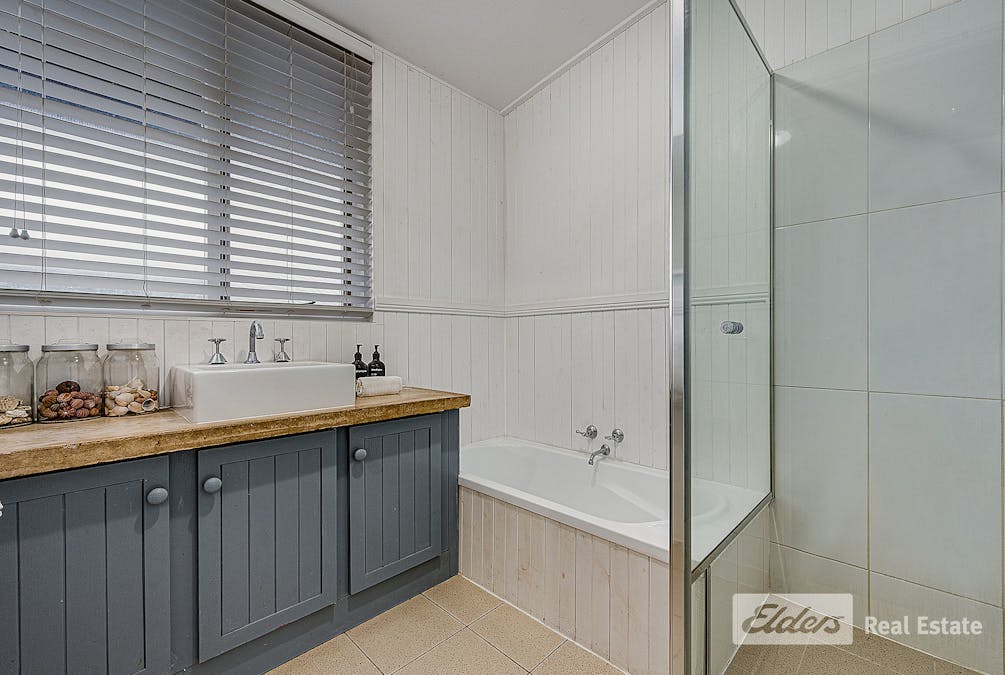 19 Lakeside Terrace, Robe, SA, 5276 - Image 16