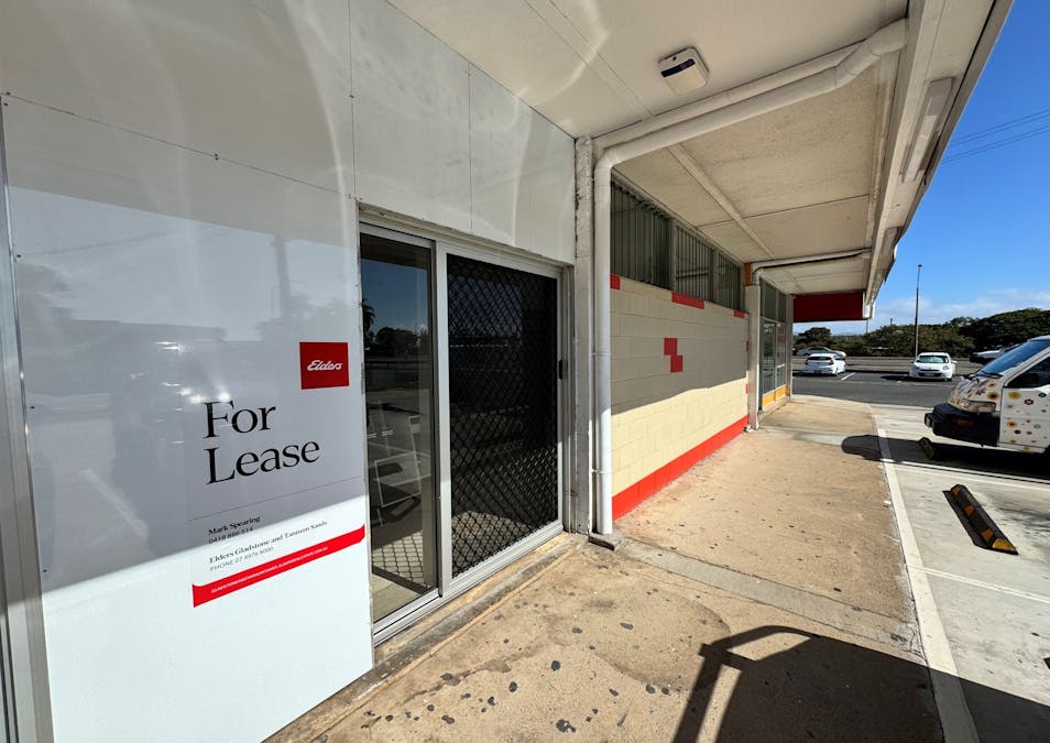2a/1 Mellefont Street, West Gladstone, QLD, 4680 - Image 5