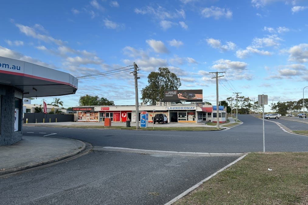 2a/1 Mellefont Street, West Gladstone, QLD, 4680 - Image 4