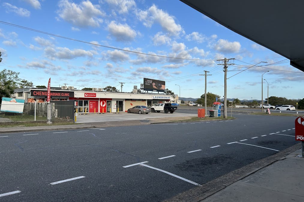 2a/1 Mellefont Street, West Gladstone, QLD, 4680 - Image 2
