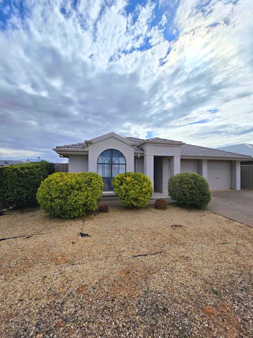 1 Johnston Place, Whyalla Jenkins, SA, 5609 - Image 1