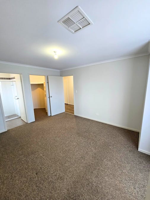 1 Johnston Place, Whyalla Jenkins, SA, 5609 - Image 11