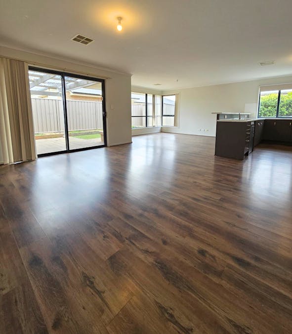 1 Johnston Place, Whyalla Jenkins, SA, 5609 - Image 9
