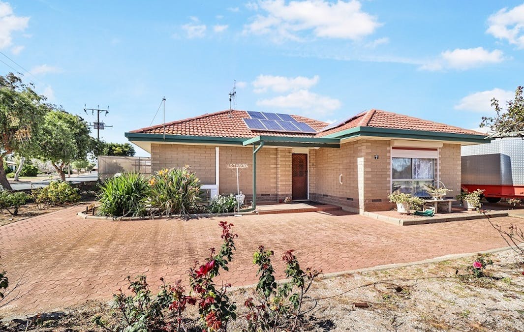 7 Kelly Avenue, Barmera, SA, 5345 - Image 2