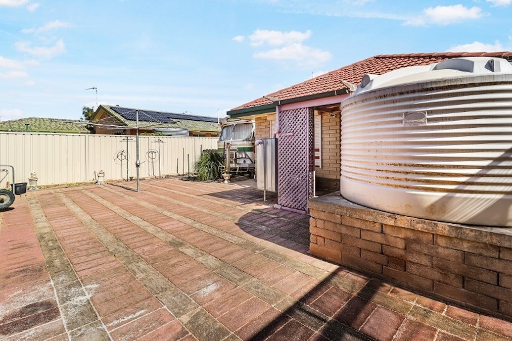7 Kelly Avenue, Barmera, SA, 5345 - Image 15