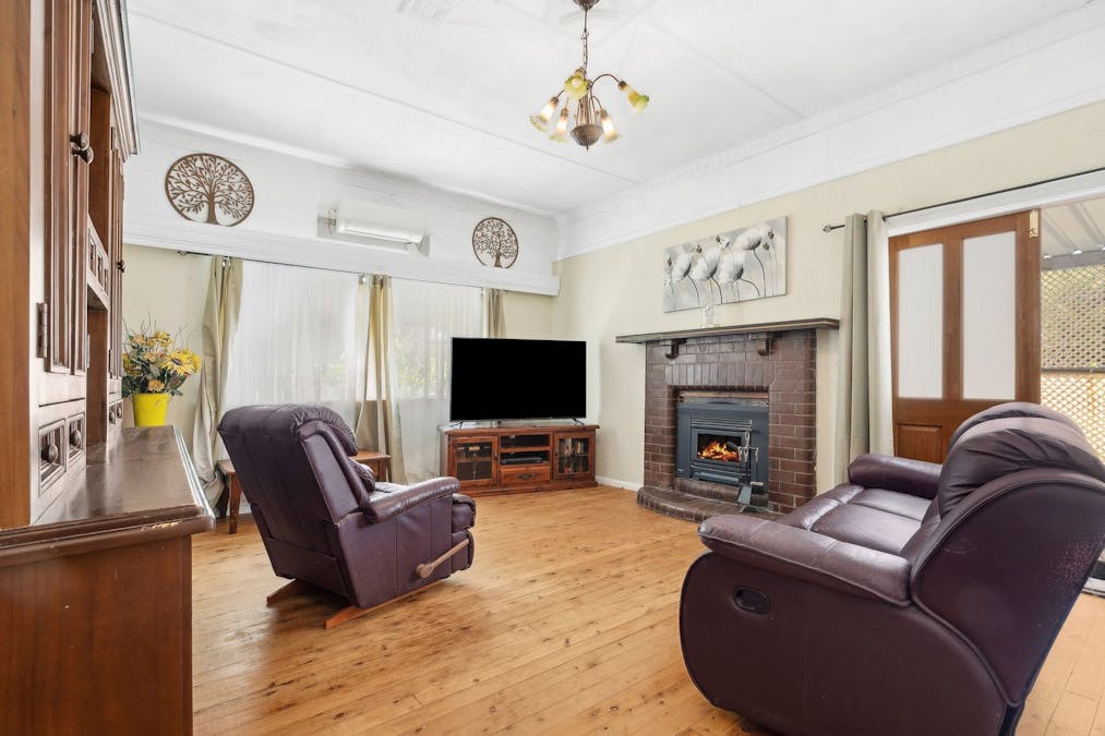 38 Warrego Street, Renmark, SA, 5341 - Image 3
