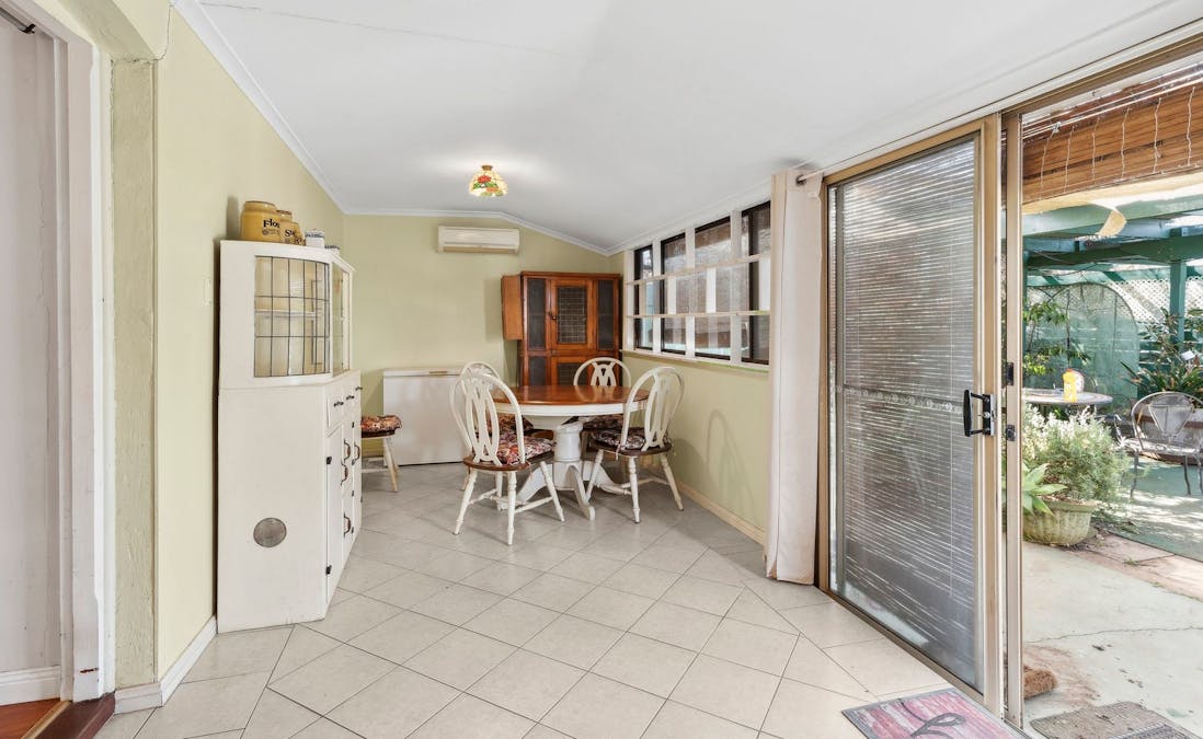 38 Warrego Street, Renmark, SA, 5341 - Image 4