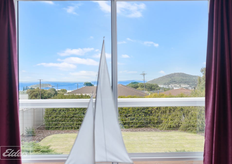 35 Wright Terrace, Encounter Bay, SA, 5211 - Image 2