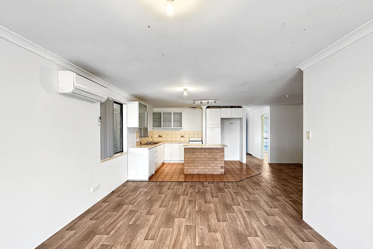 5 Boaz Street — photo 3 of 12