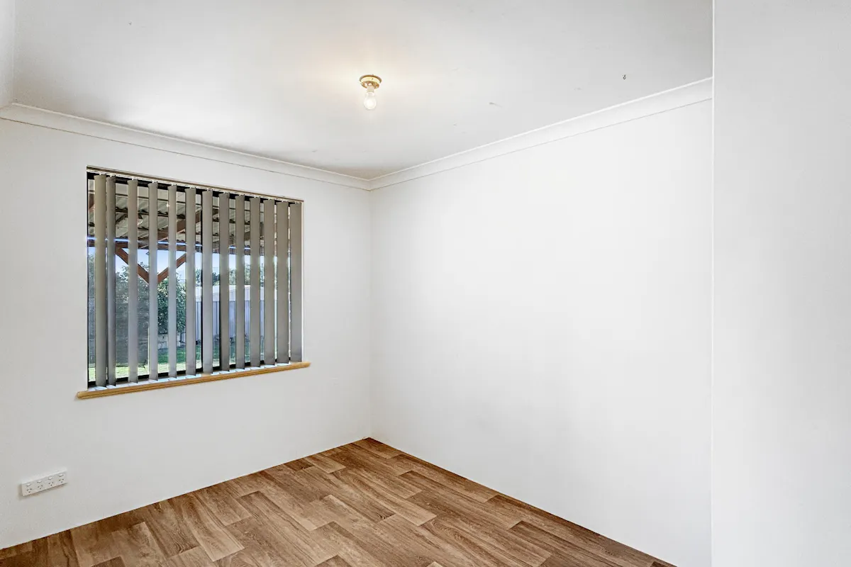 5 Boaz Street — photo 8 of 12
