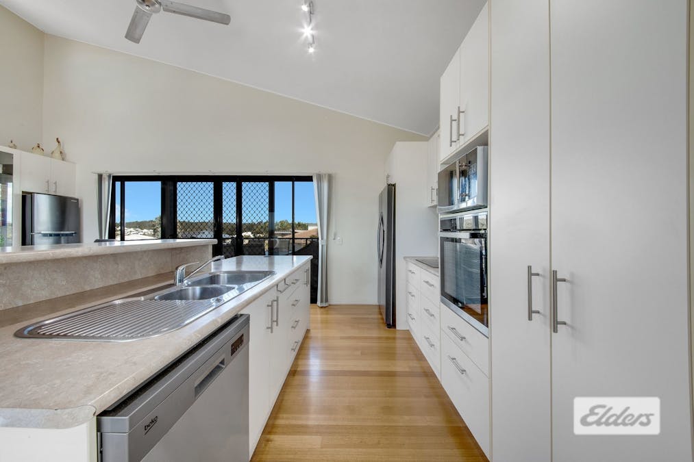 18 Jordana Court, New Auckland, QLD, 4680 - Image 4
