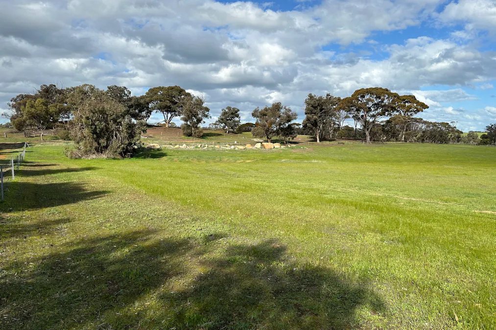 173 Prosser Road, Woodanilling, WA, 6316 - Image 8