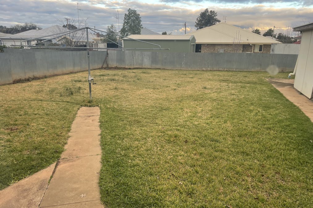 6 Melbourne Street, Parkes, NSW, 2870 - Image 9