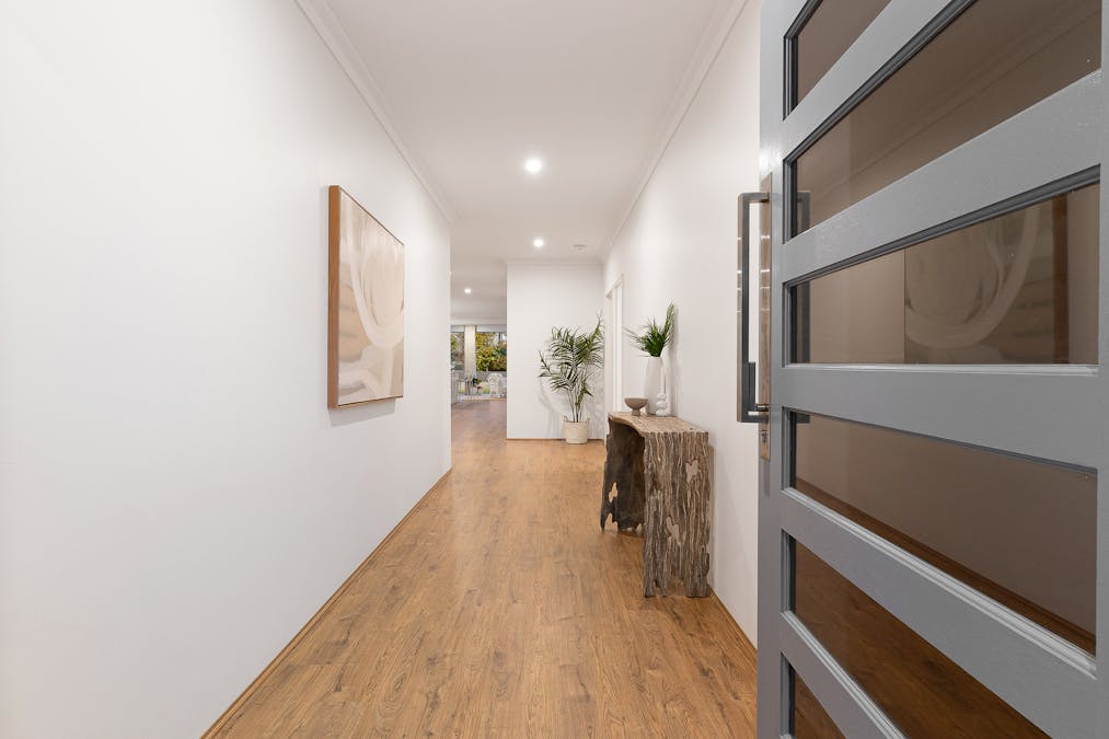22 Dampier Drive, Golden Bay, WA, 6174 - Image 2