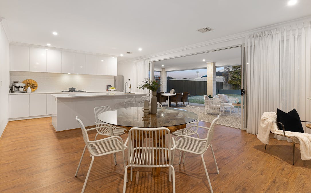 22 Dampier Drive, Golden Bay, WA, 6174 - Image 8