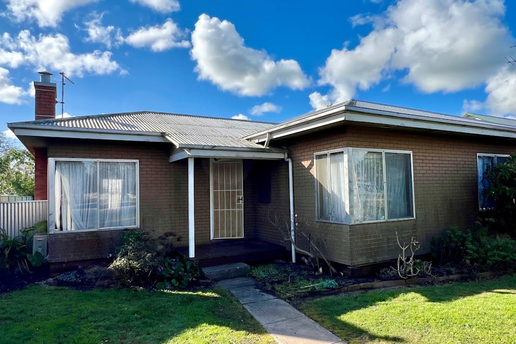 7 Old Port Campbell Road, Cobden, VIC, 3266 - Image 1